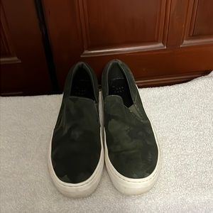 A New Day Camo Pattern Platform Slip On Sneakers Women’s Size 7 1/2